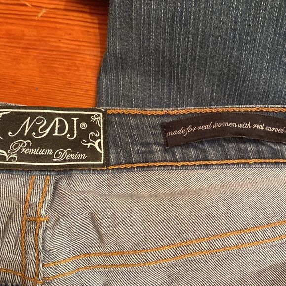 Women’s 16 Jeans NYDJ - Picture 3 of 4